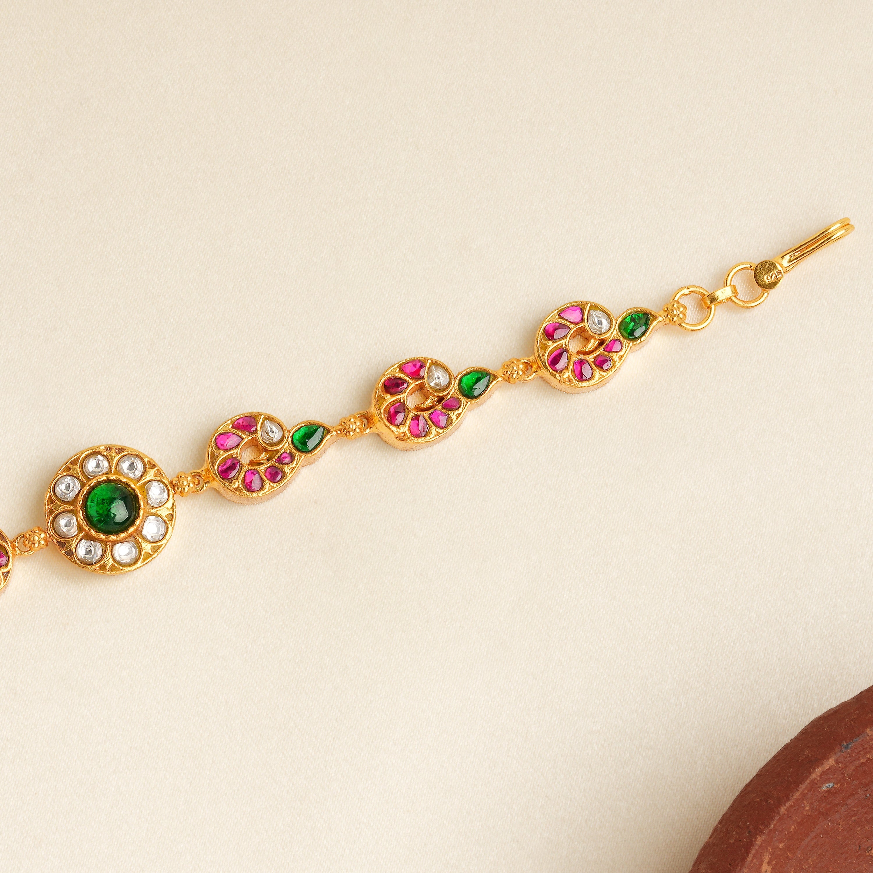 Gold-Plated Circular Kundan Bracelet