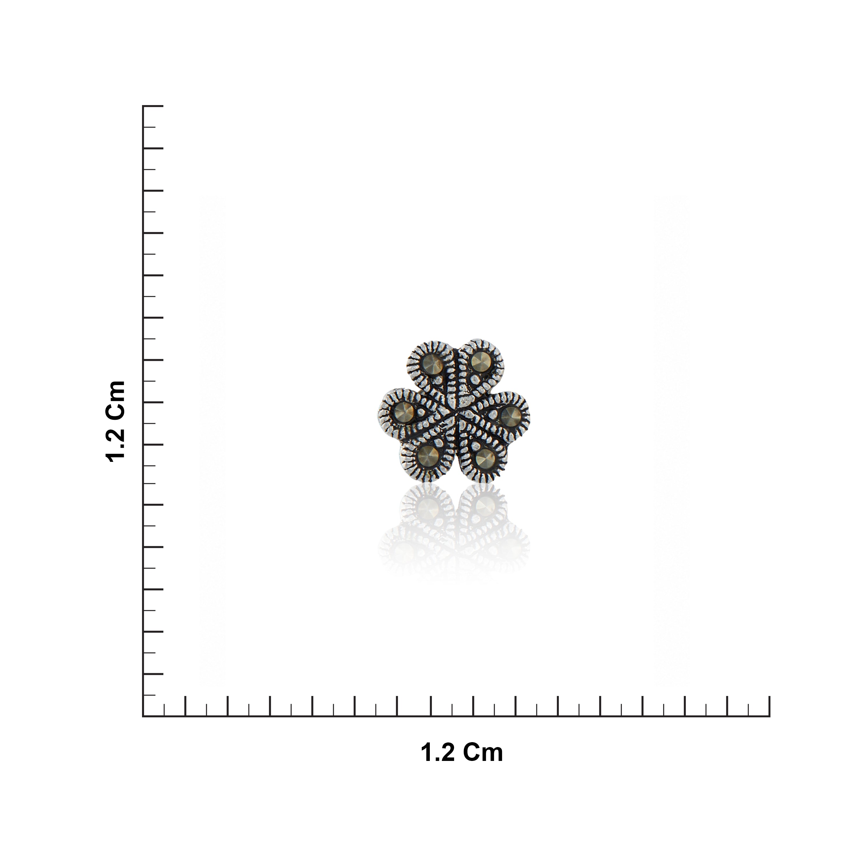 Silver Flower Nose Pin Ishna