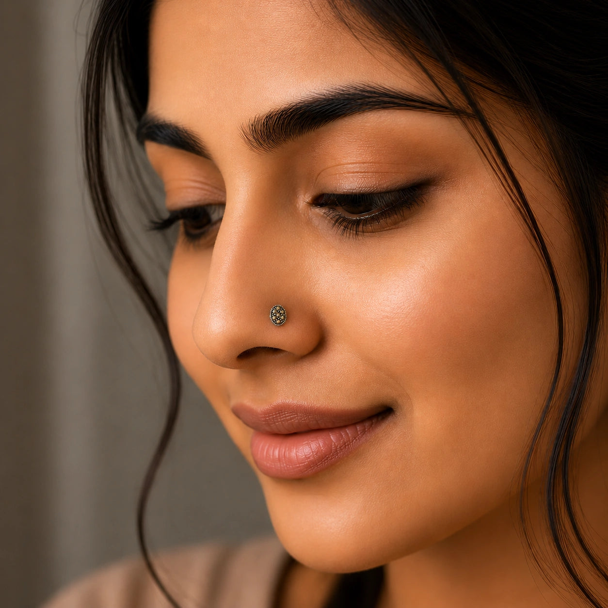 Silver Round Nose Pin Ishna