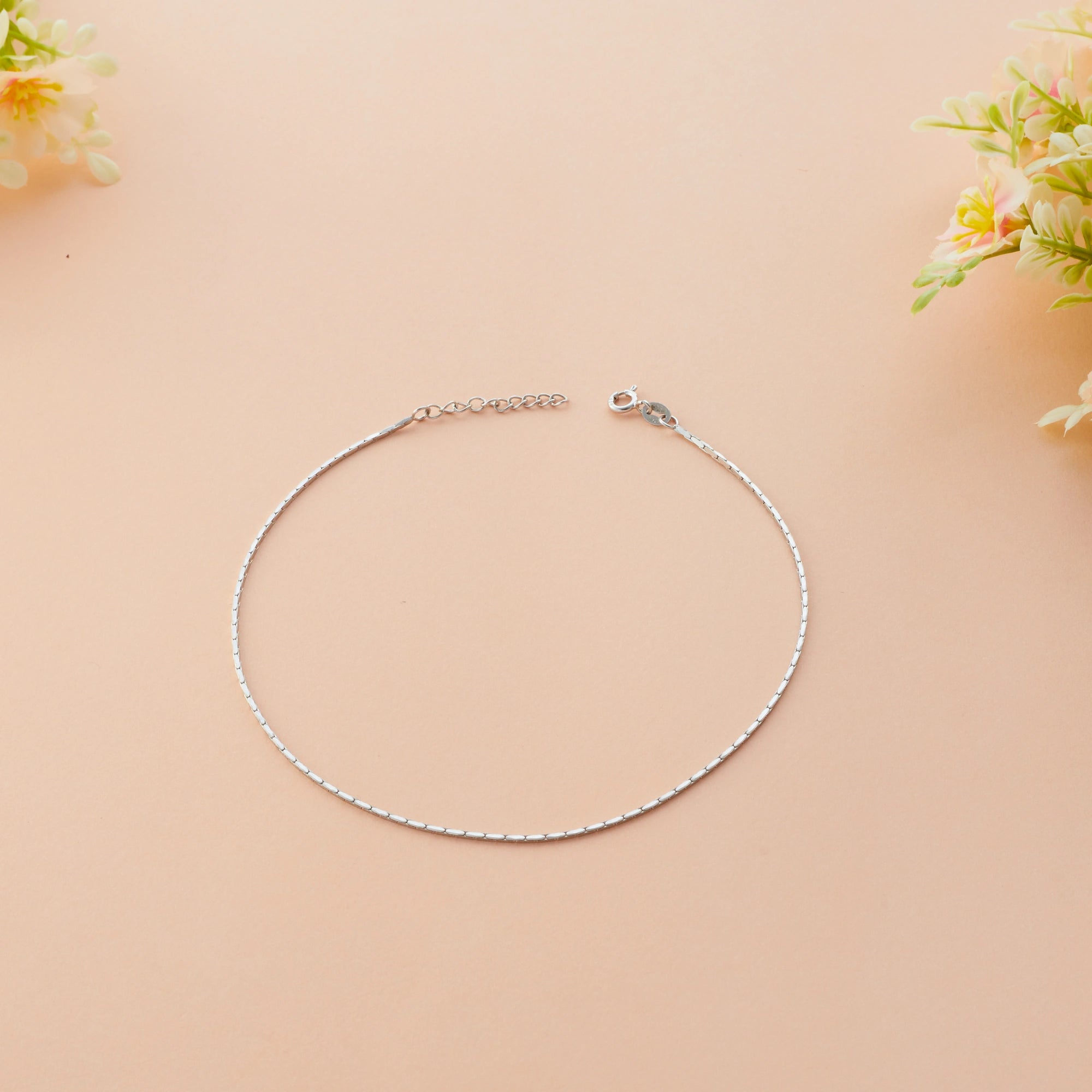 Silver Sleek Bar Designed Anklet Ishna