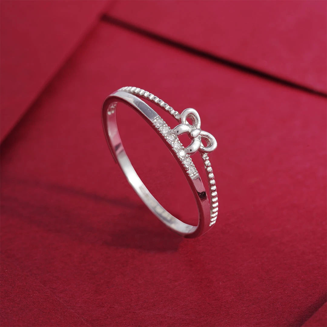 Silver bow ring with sparkling crystals