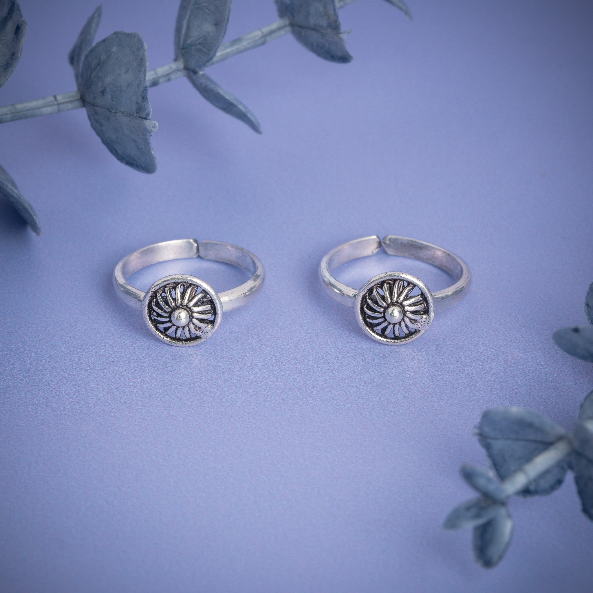 Silver floral toe ring pair