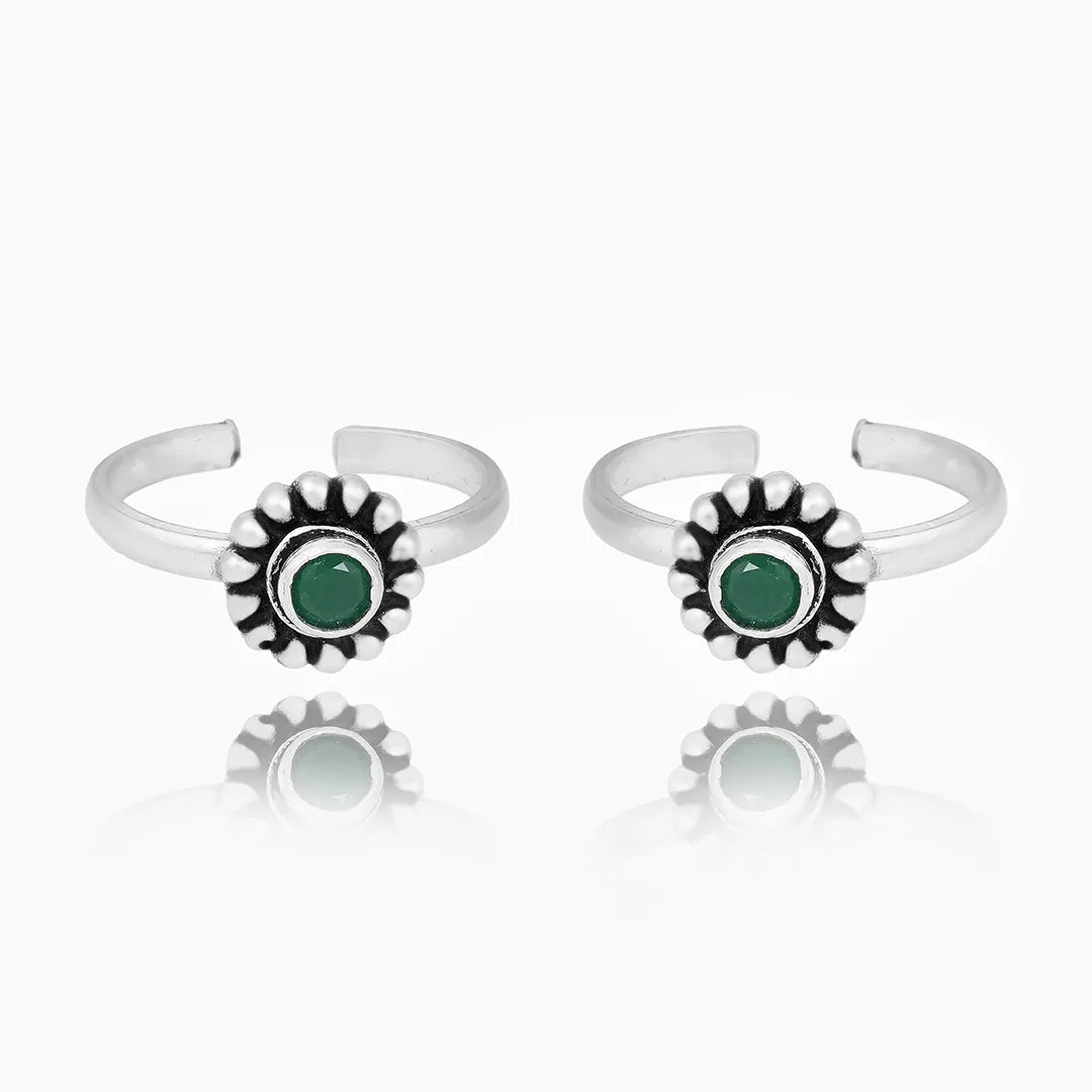 Silver green stone toe ring with floral 