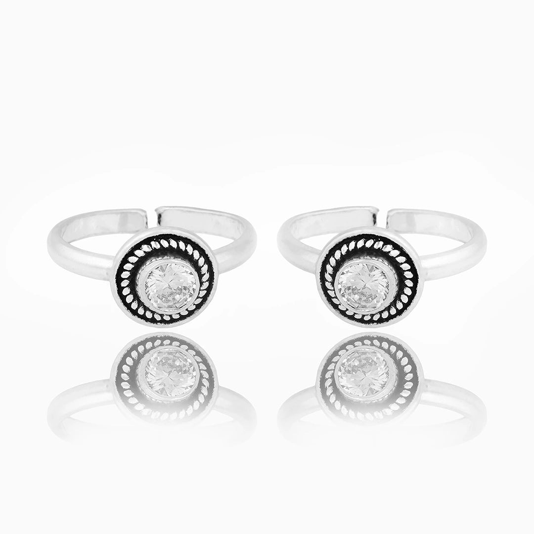 Silver round white stone toe ring