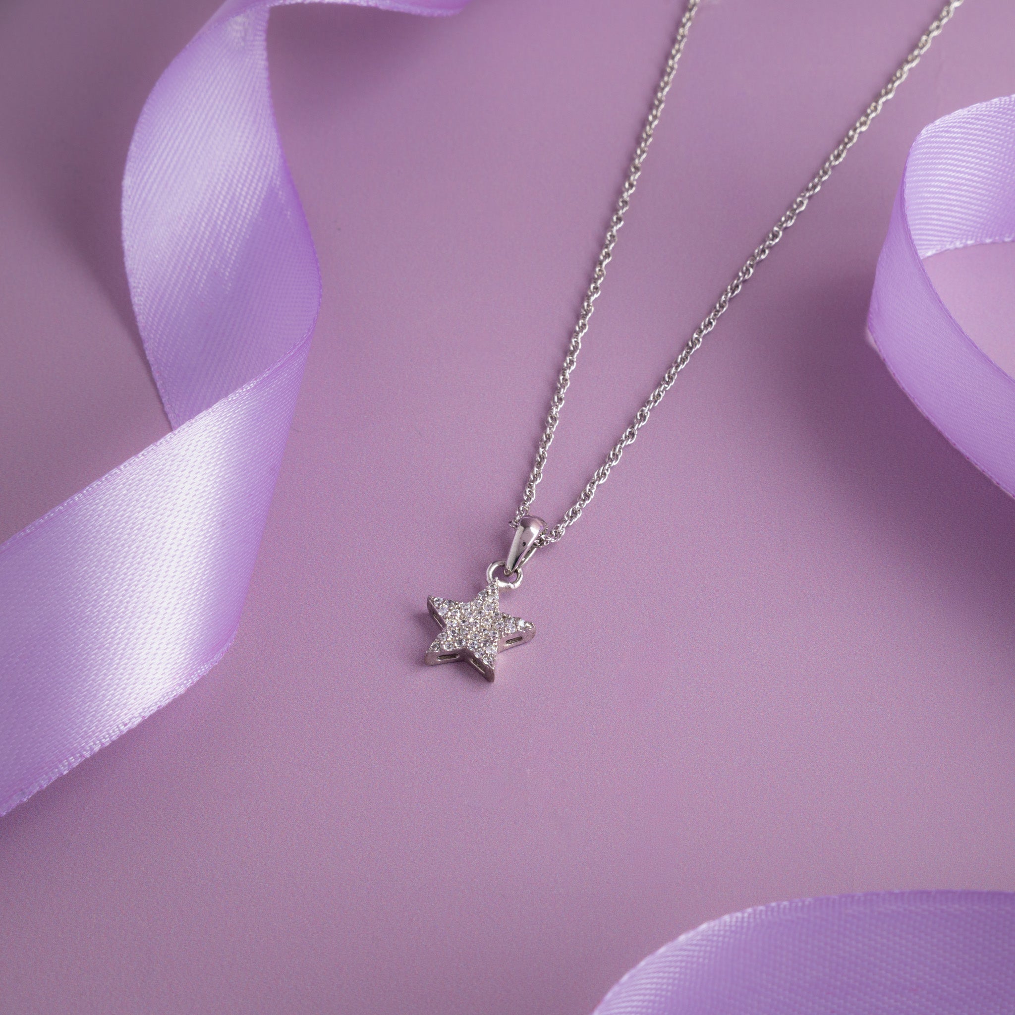 Silver star pendant chain