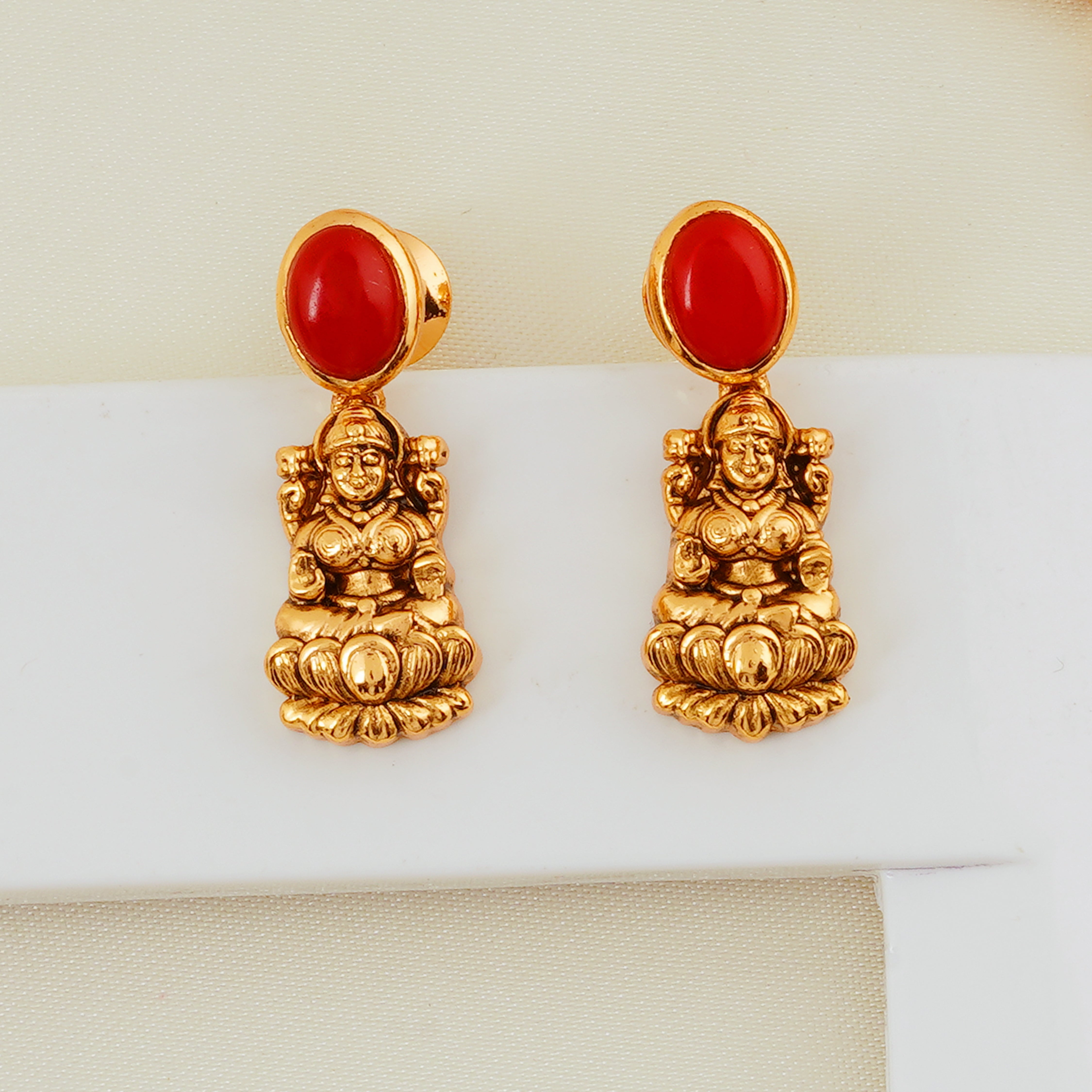 South Indian Bridal Coral Stone Necklace Set