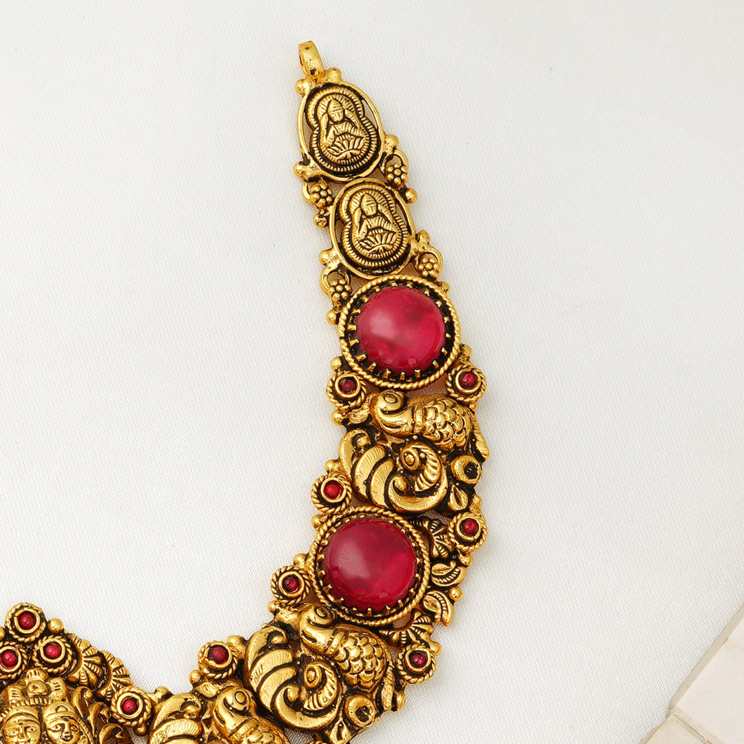 South Indian bridal short necklace with antique Annam pendant