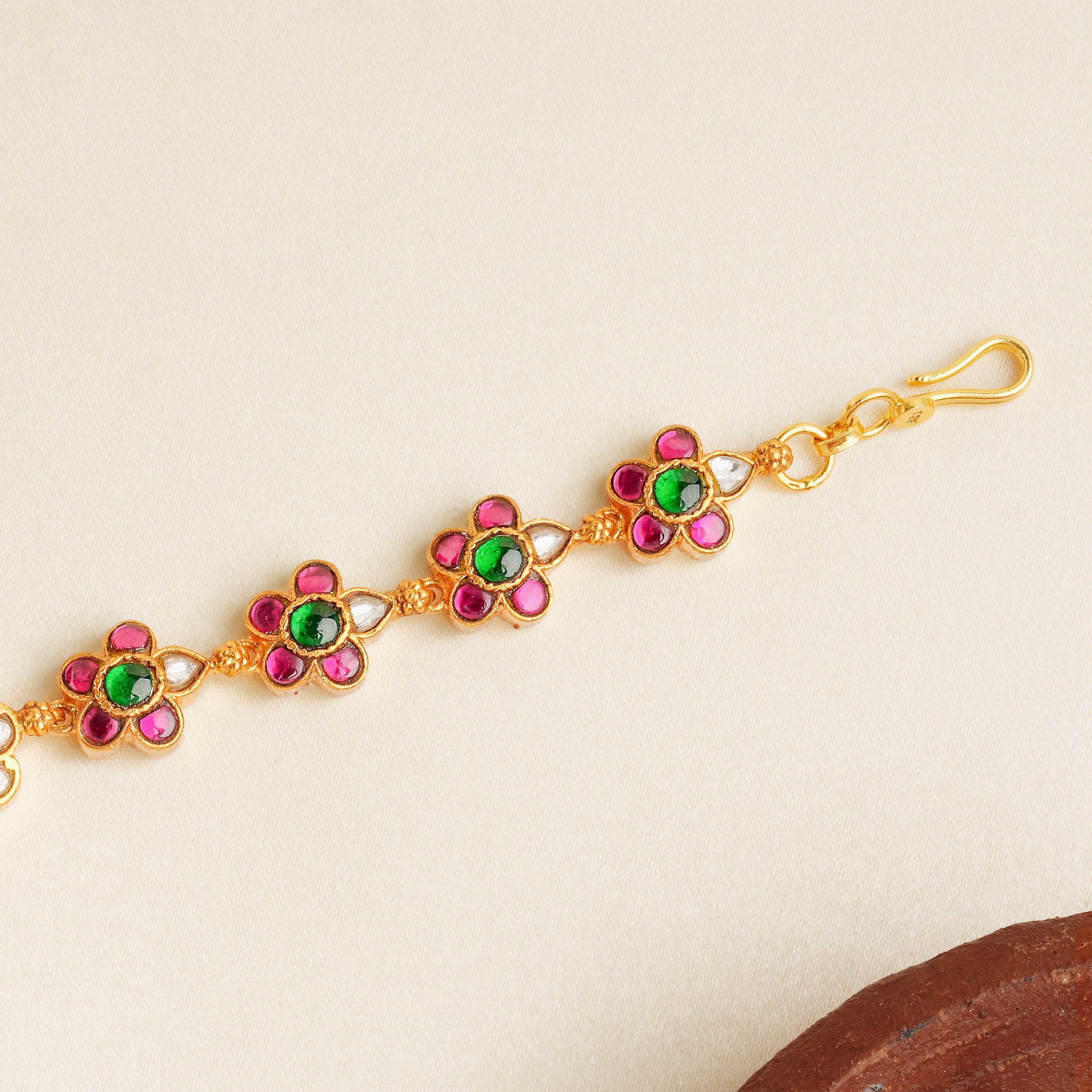 South Indian style kundan bracelet