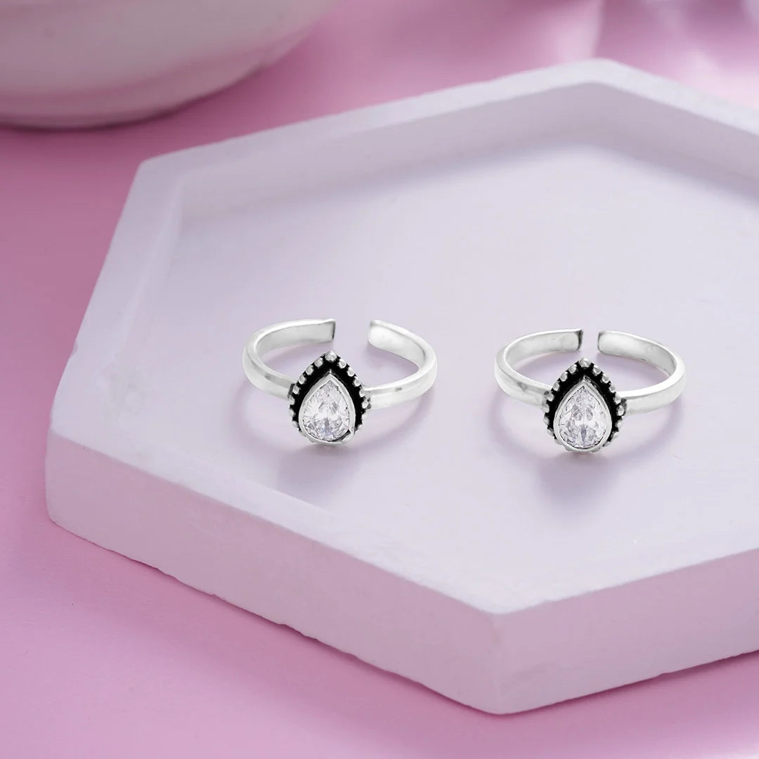 Sterling Silver teardrop white stone toe ring