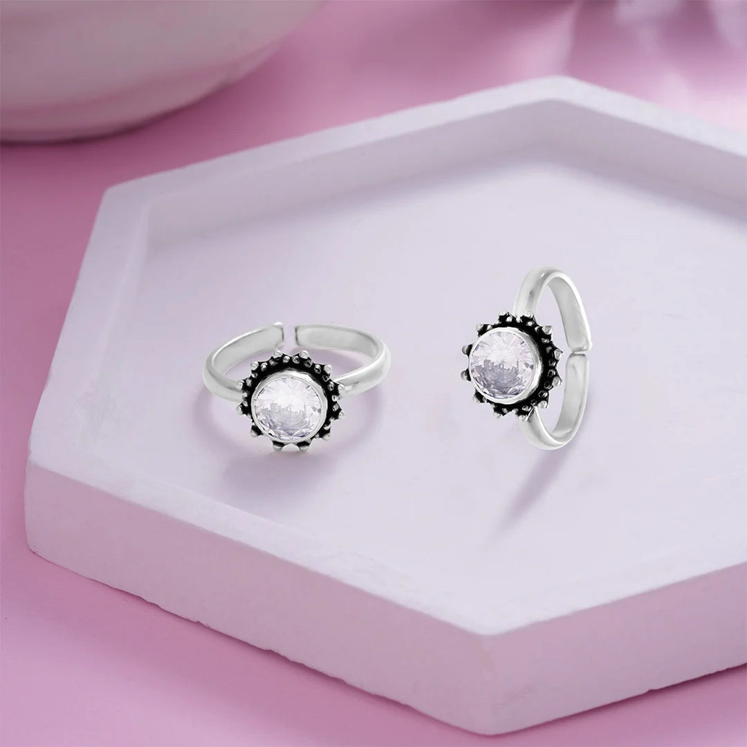 Sterling Silver white stone toe ring