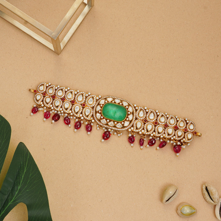 Temple jewellery choker with moissanites