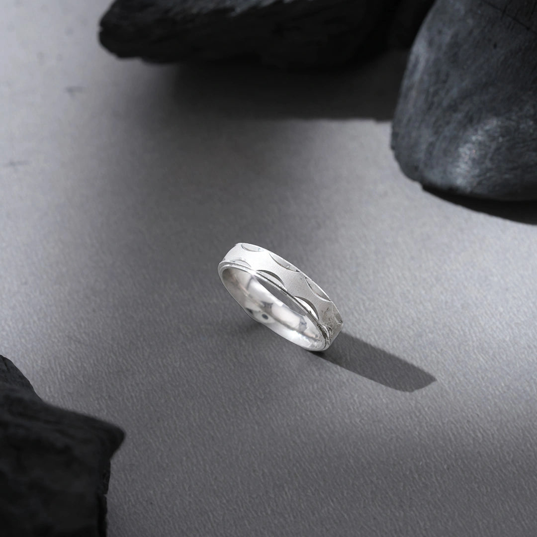 Textured Silver Ring Ishna 