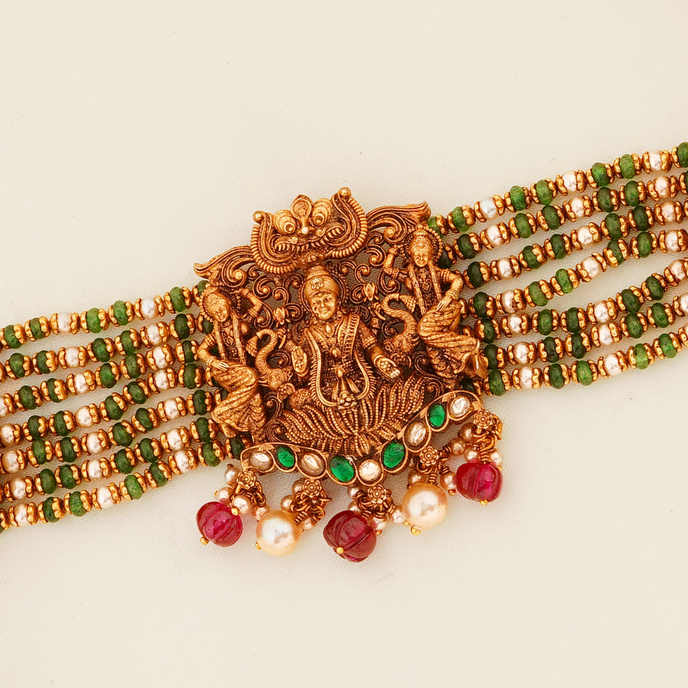 Traditional Temple Jewellery Choker with Beads and Pearls