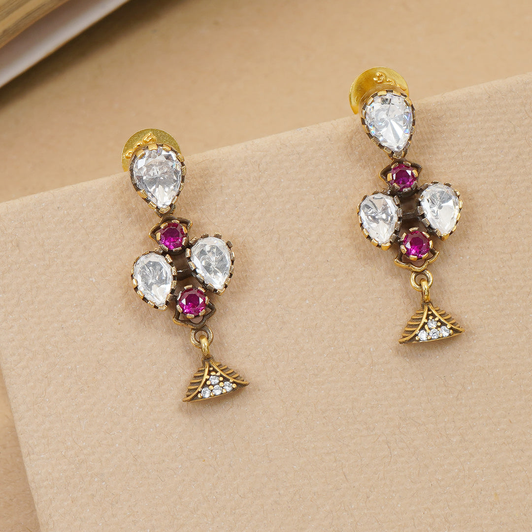 Traditional gold-plated 92.5 silver studs