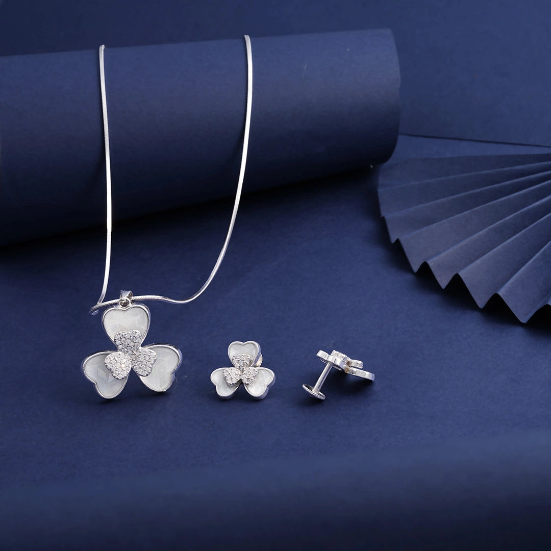 White Clover Pendant Chain & Earrings in Sterling Silver Ishna