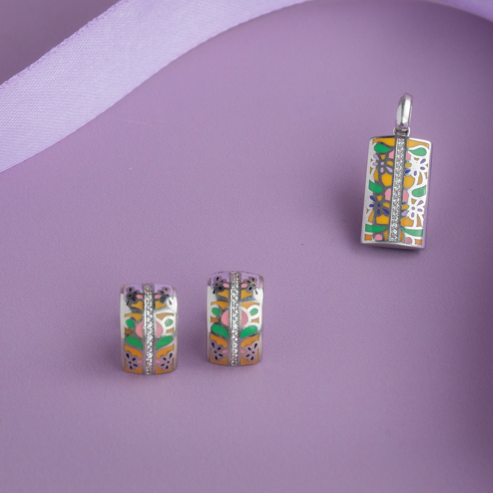 colourful enamel pendant design