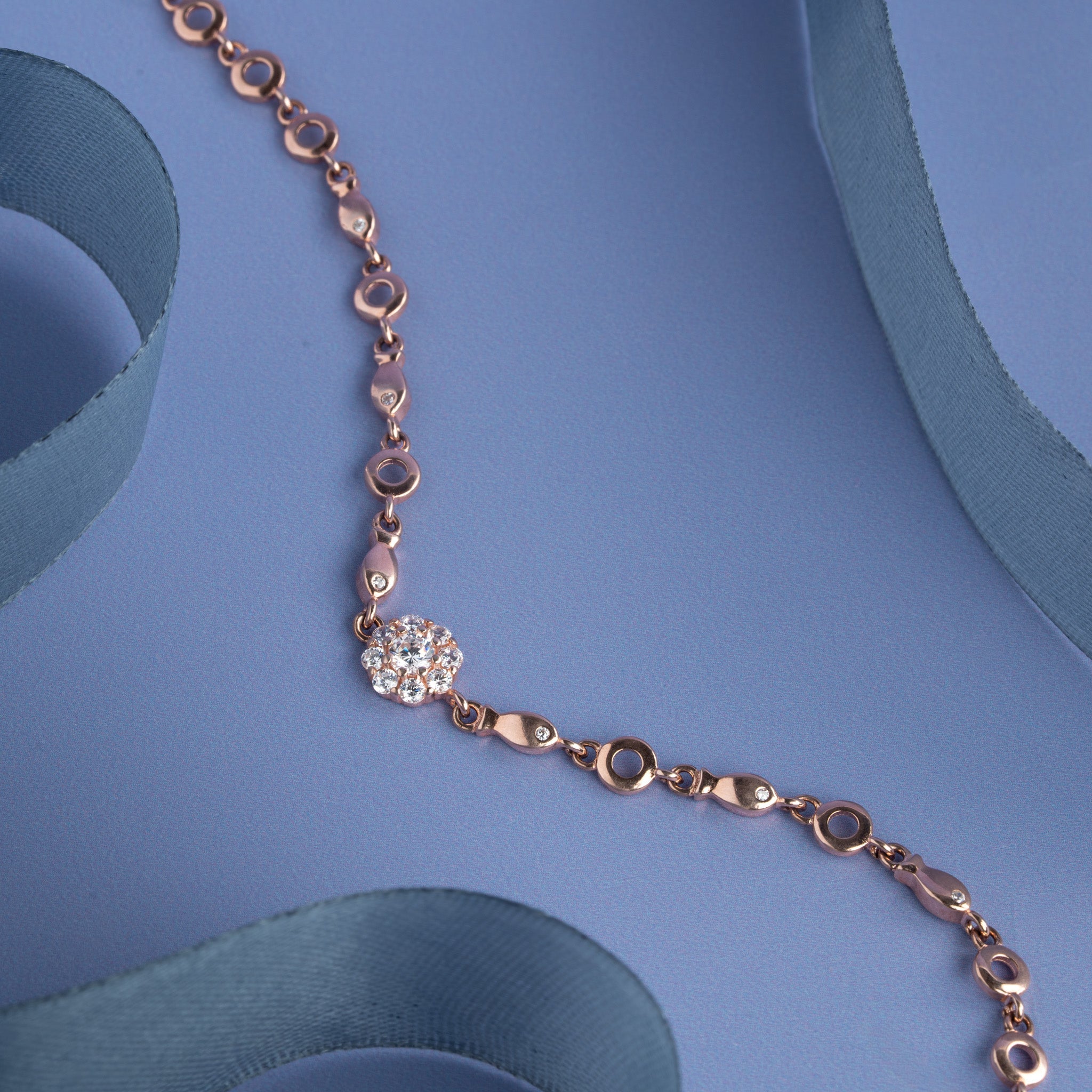 crystal floral centrepiece and geometric links