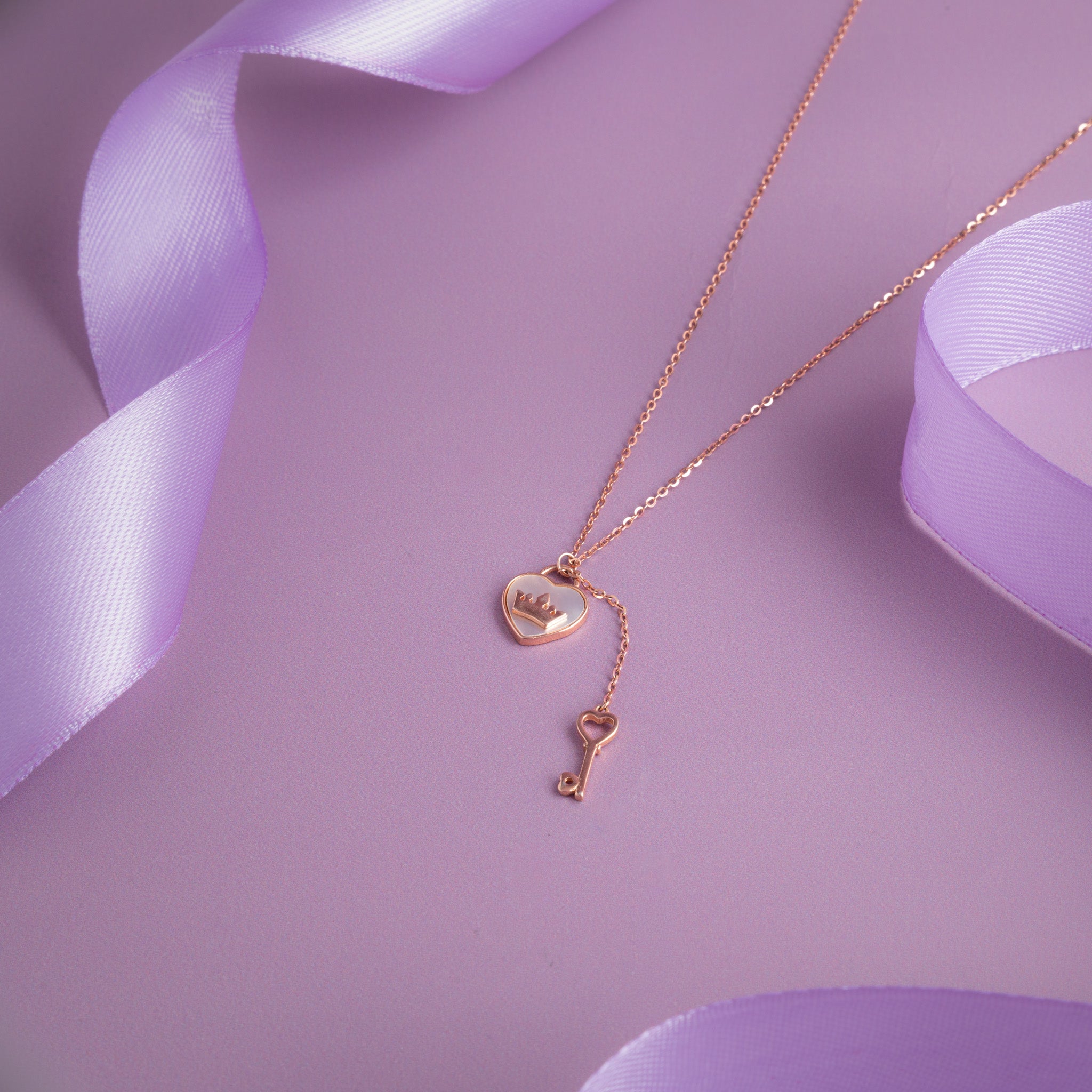 heart and key pendant silver chain