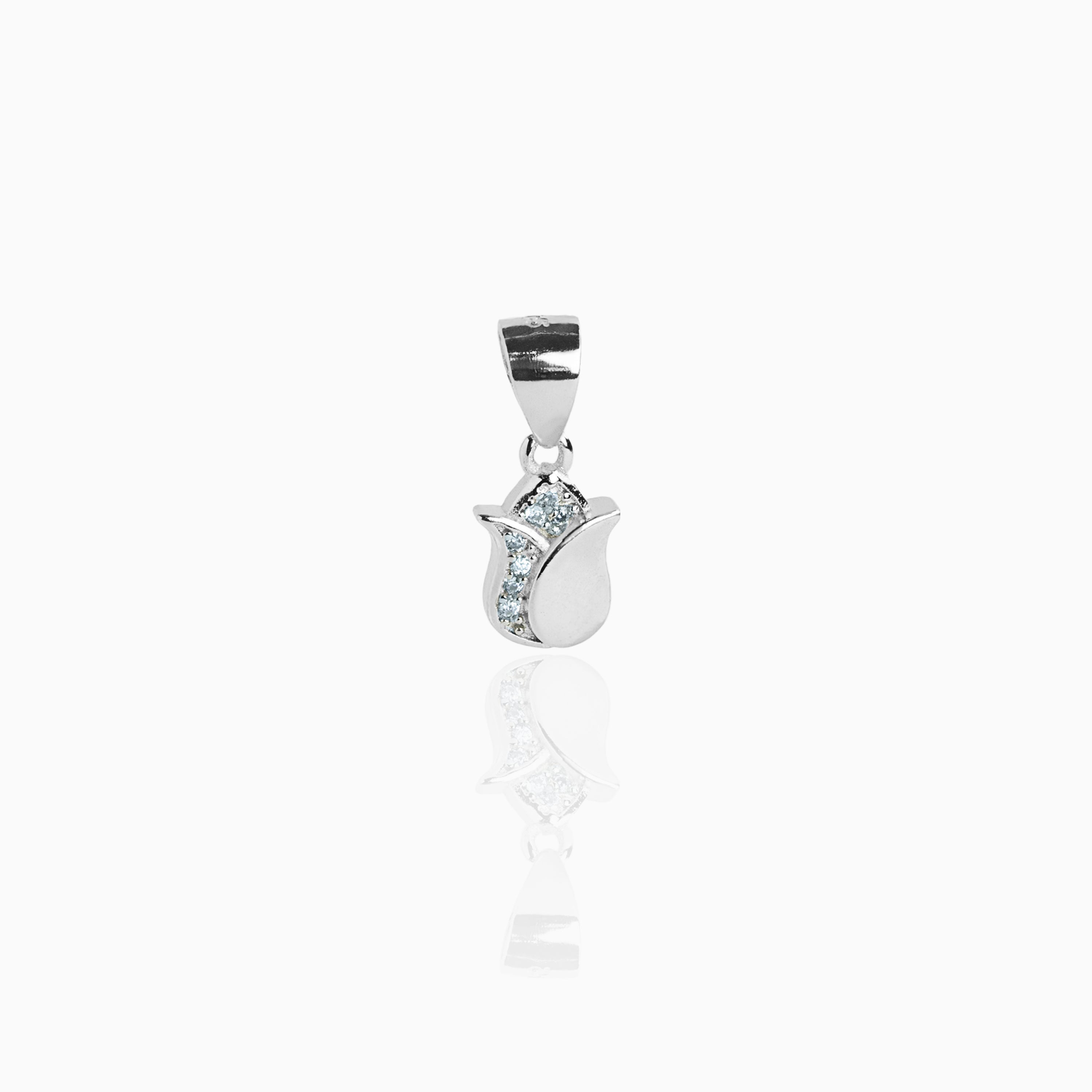 minimalist silver flower pendant
