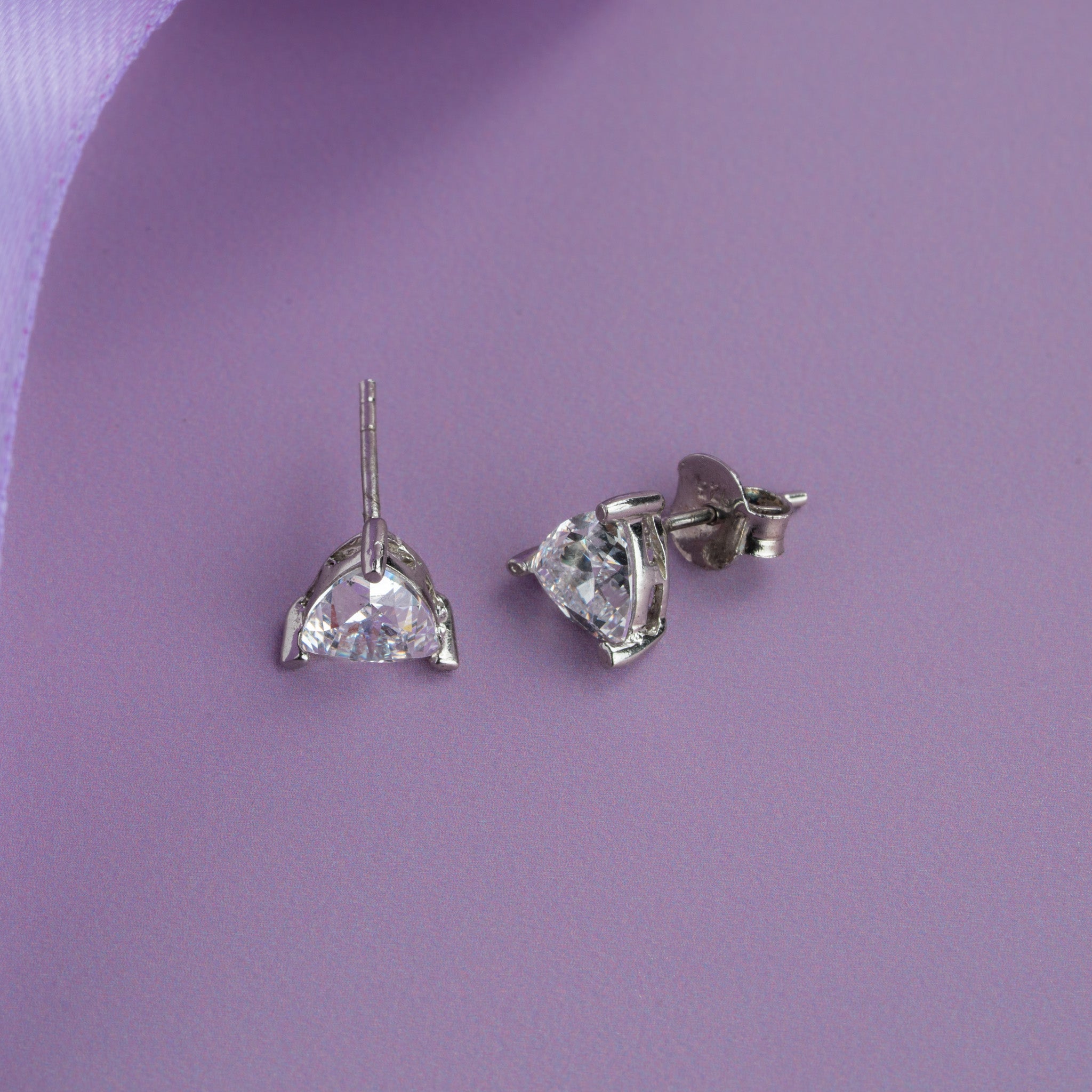 modern silver design stud