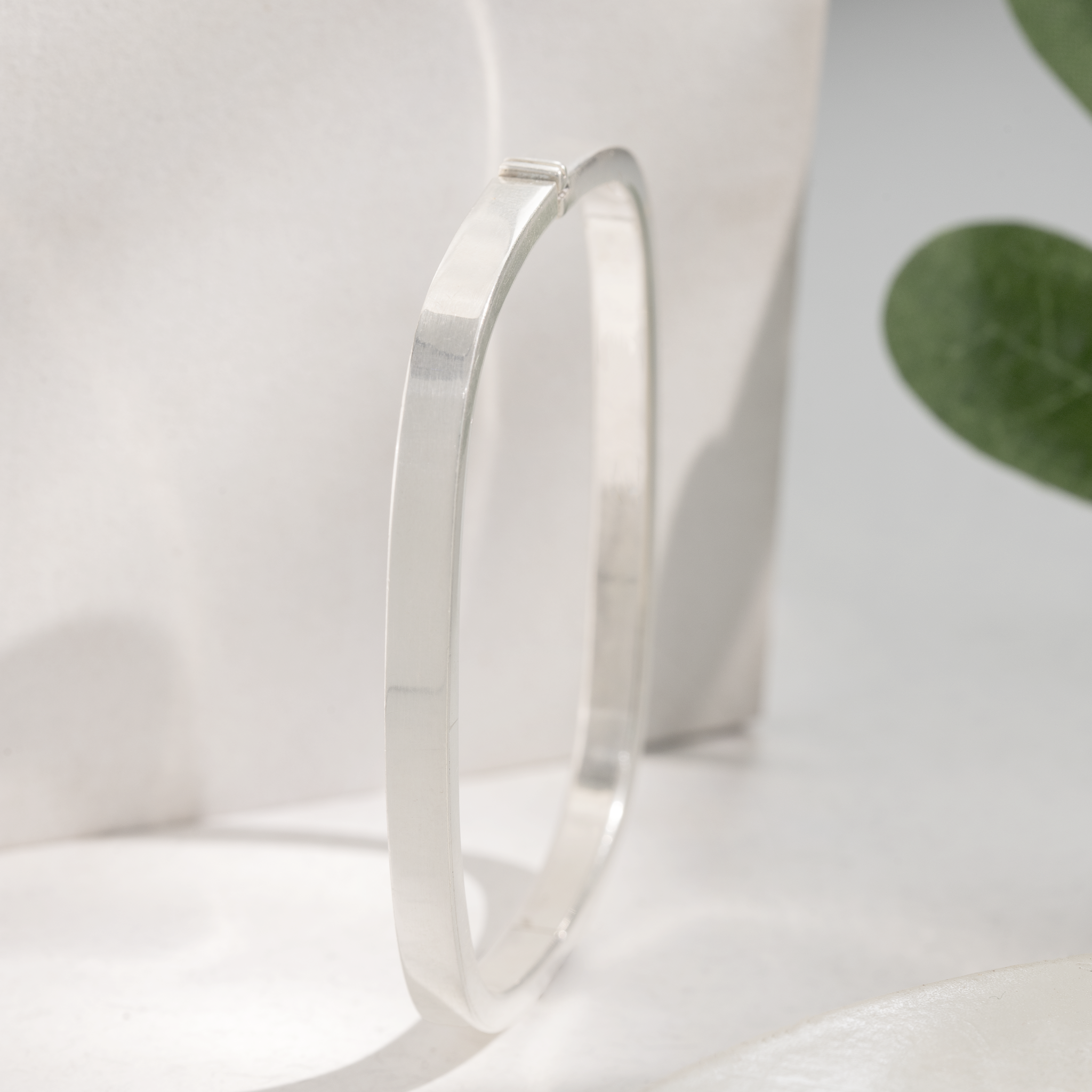 plain silver kada bracelet