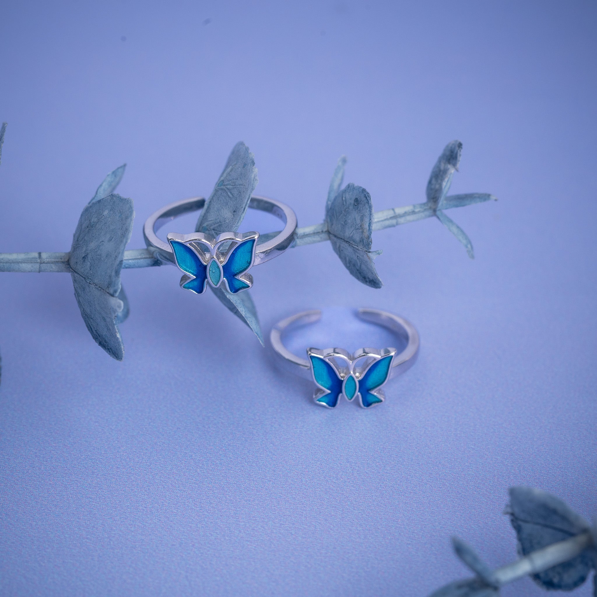 silver enamel butterfly toe ring