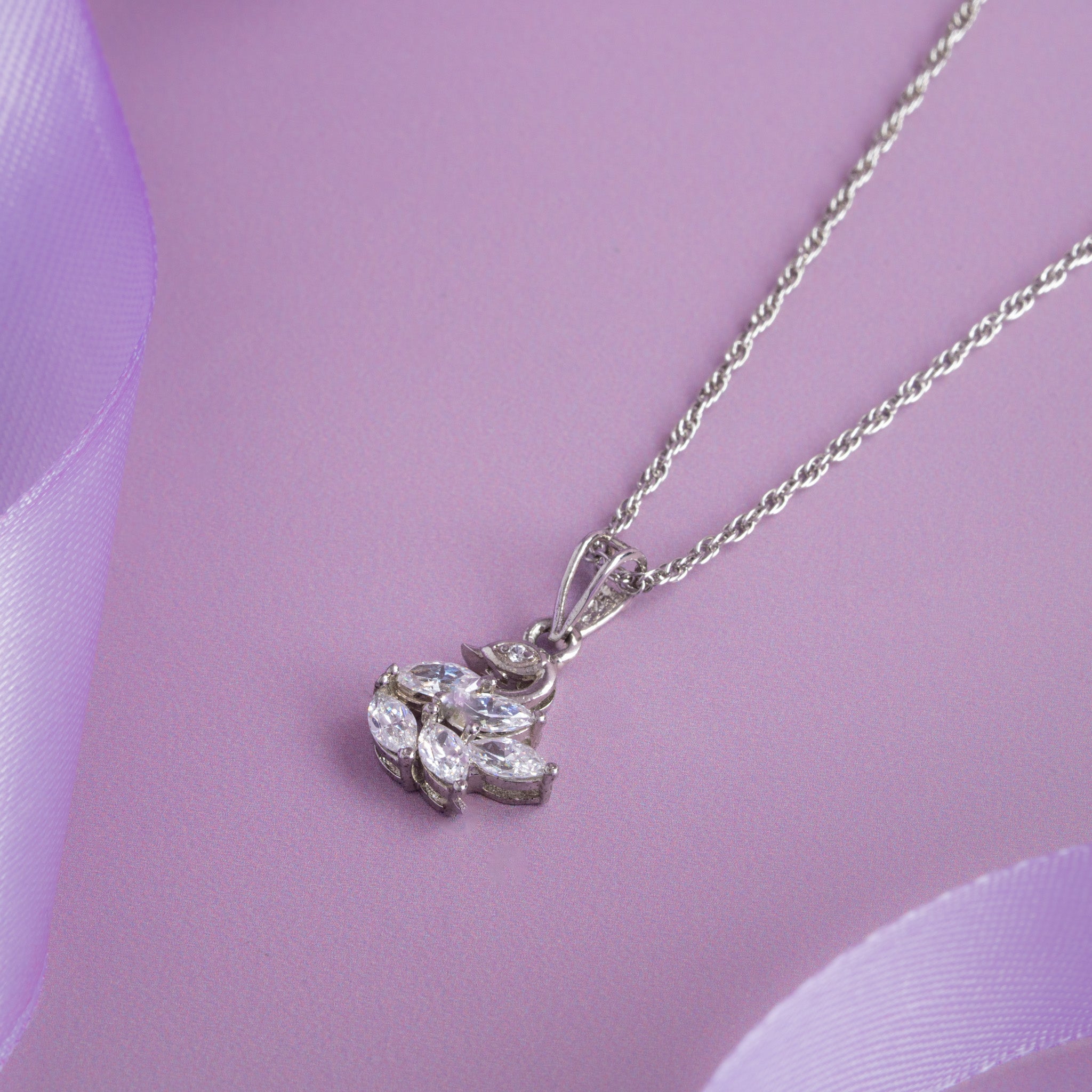 sterling silver chain with stone swan pendant 