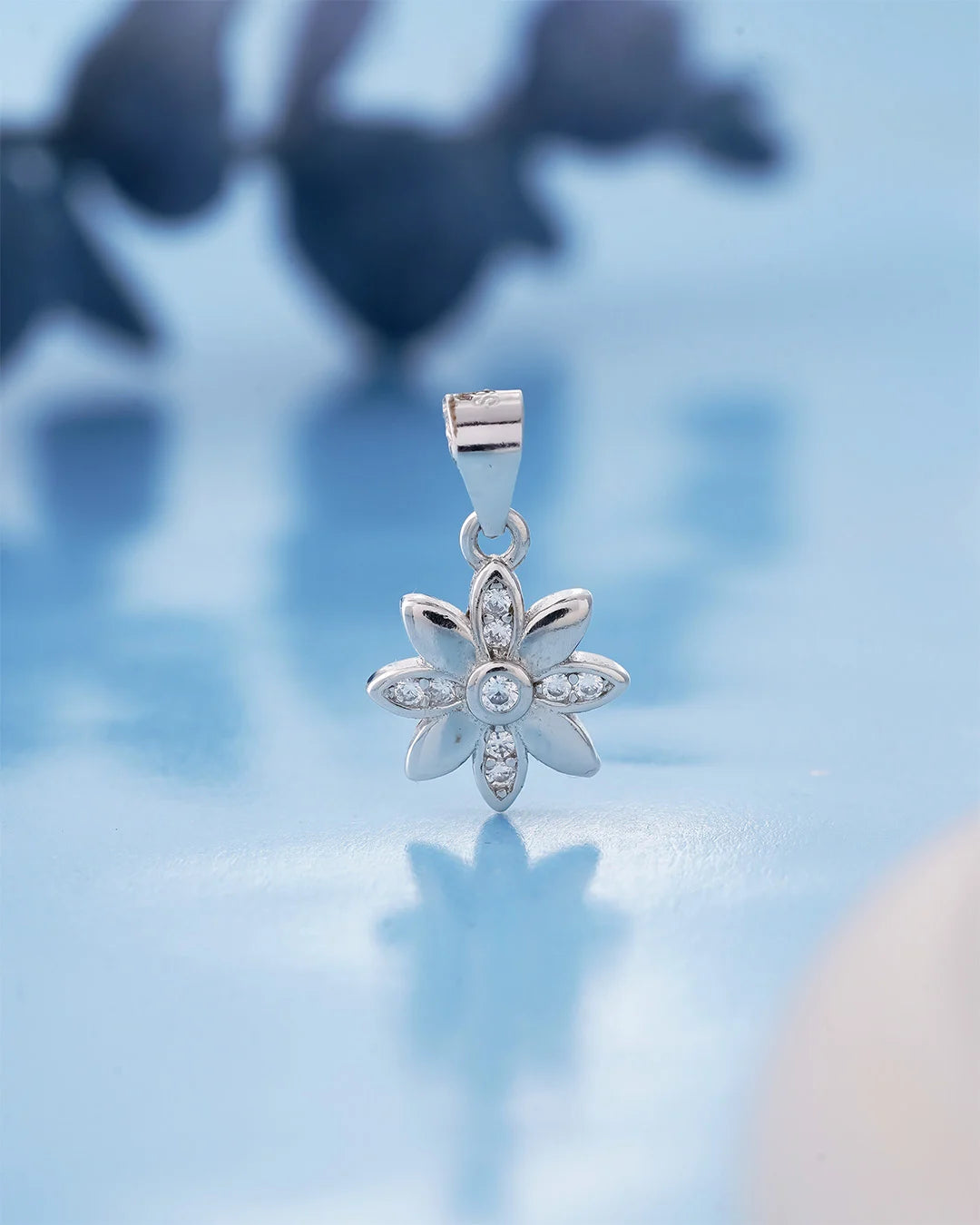 sterling silver floral pendant