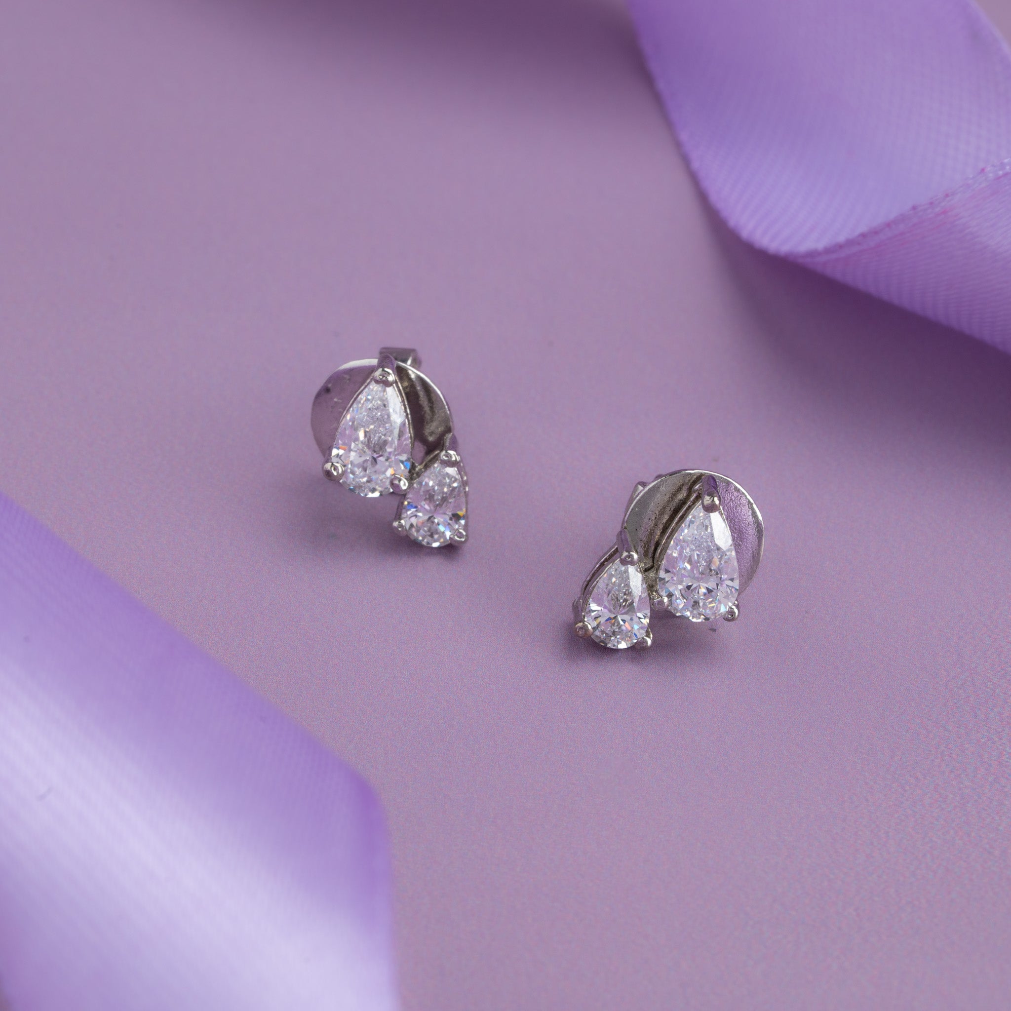tear drop stud for daily wear